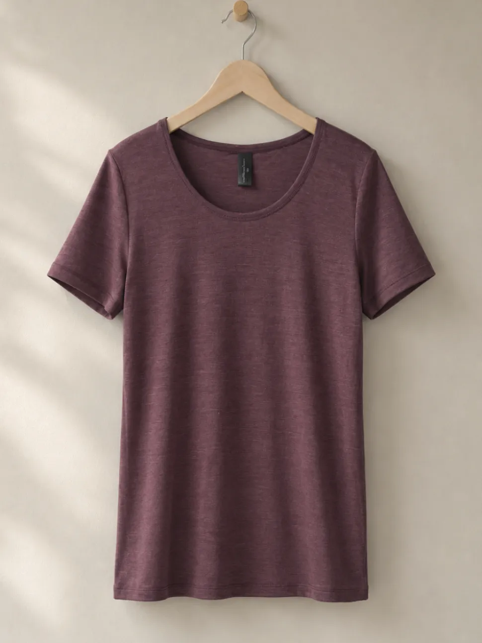 Kurzarmshirt aus Merinowolle & Seide