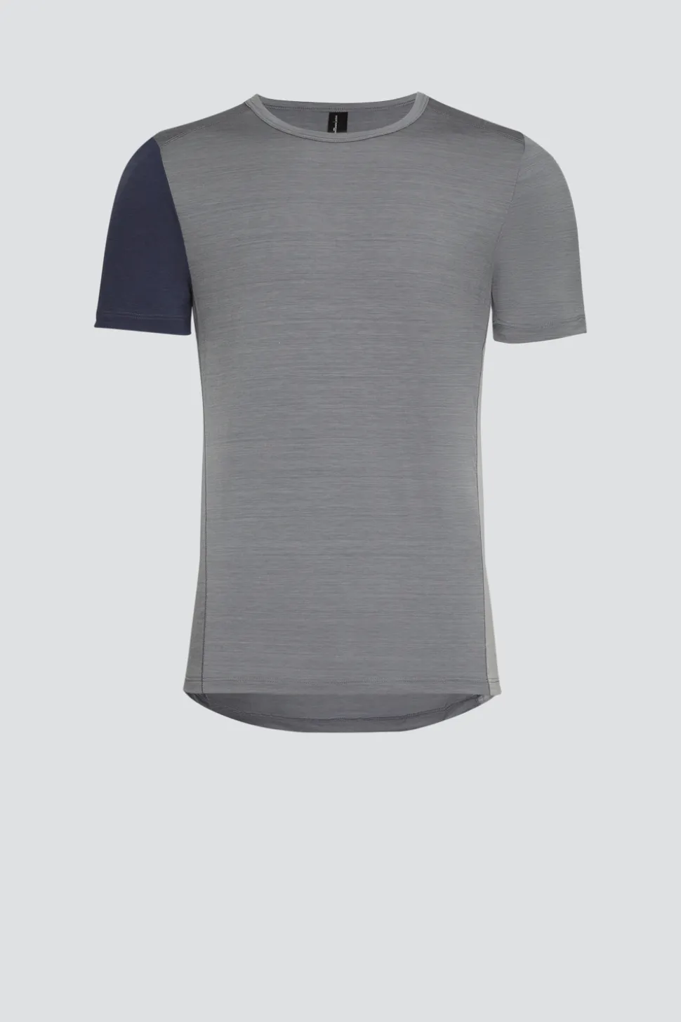 Kurzarm-Shirt aus Merinowolle | 150 g/m² | Extrem leicht auf der Haut | Atmungsaktiv