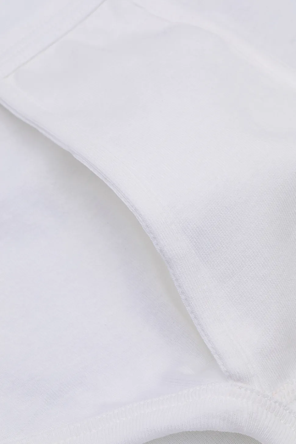 Slip mit Eingriff aus Feinripp-Qualität