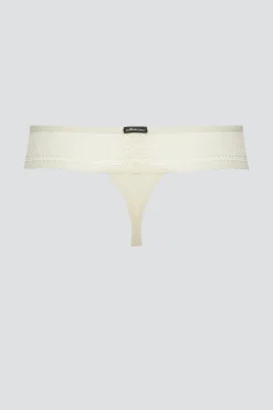 String mit Spitze