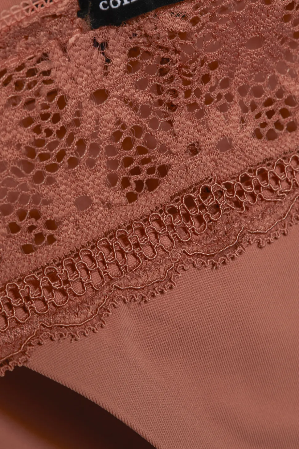 String mit Spitze