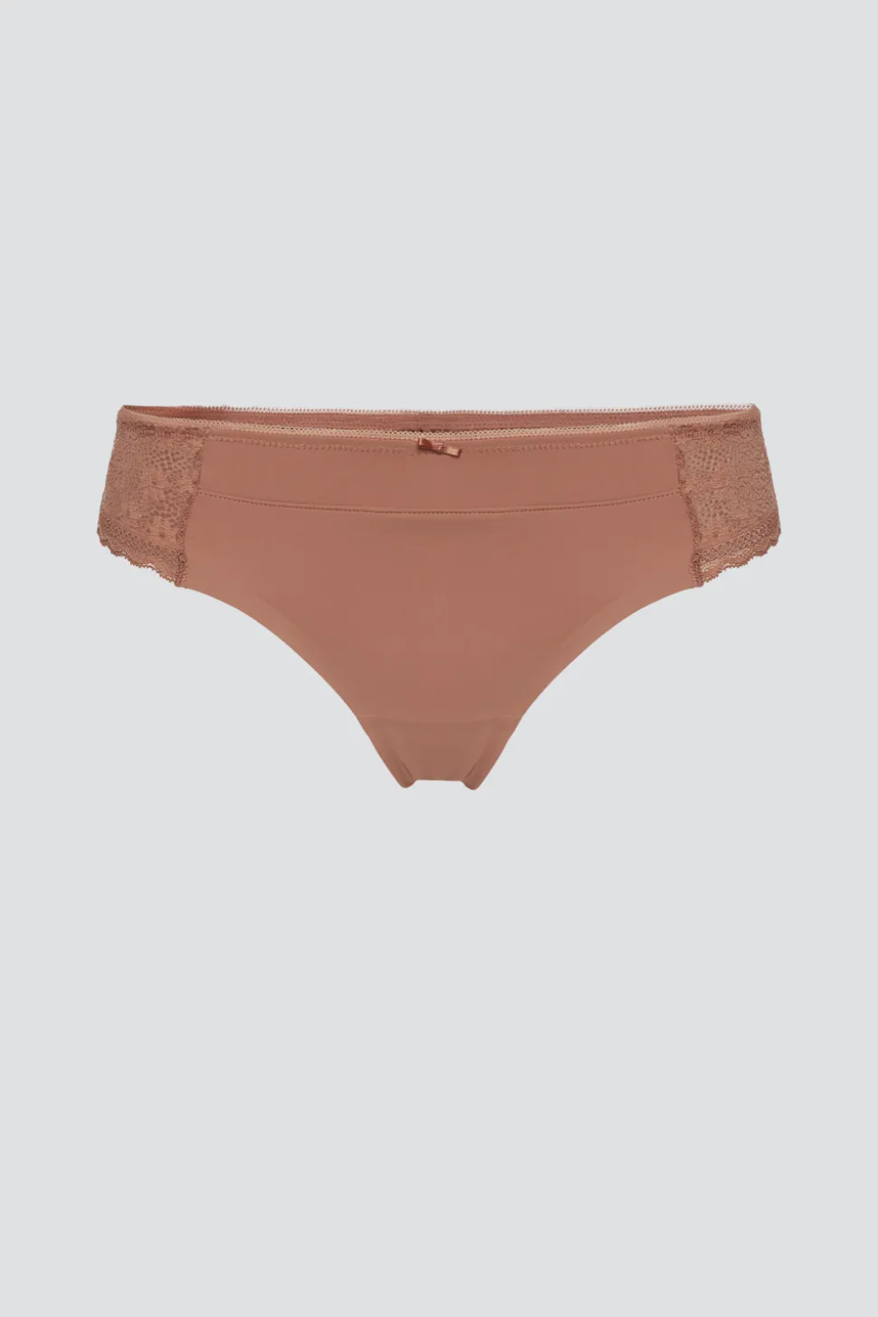 String mit Spitze
